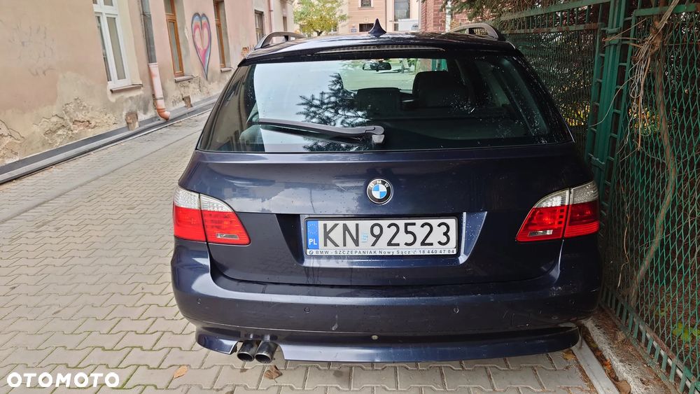 BMW Seria 5 525d xDrive Touring - 6