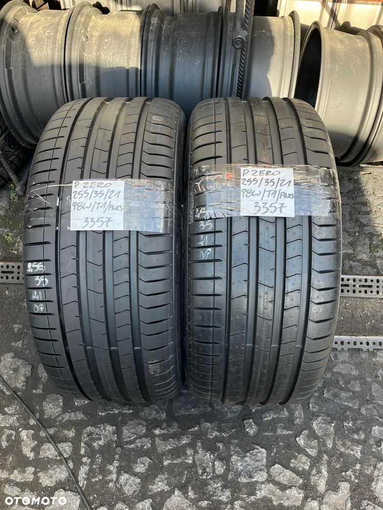 255 35 21 Pirelli P Zero 98 W XL PNCS ELECT Tesla 2szt. - 2