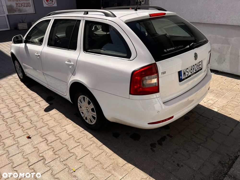 Skoda Octavia 1.6 TDI Ambition - 2