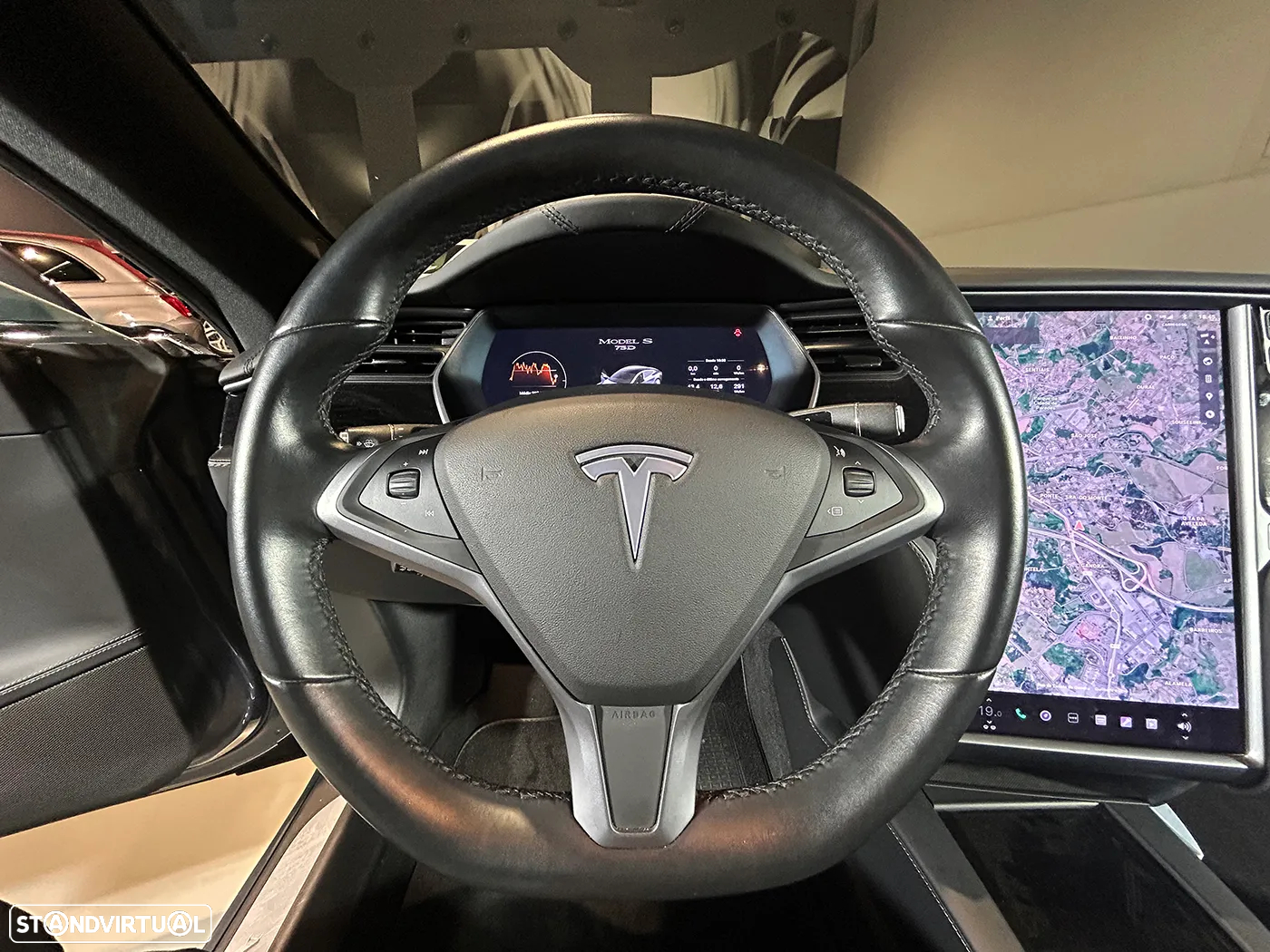 Tesla Model S - 27