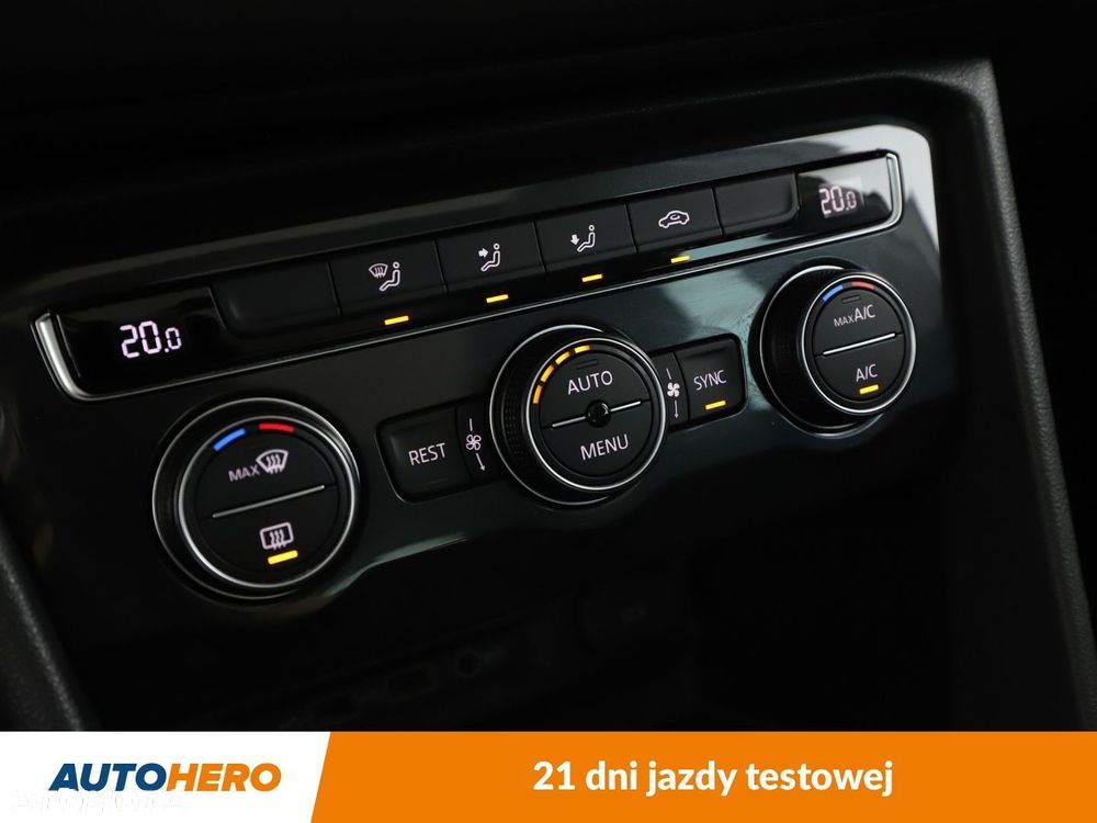 Volkswagen Tiguan - 27