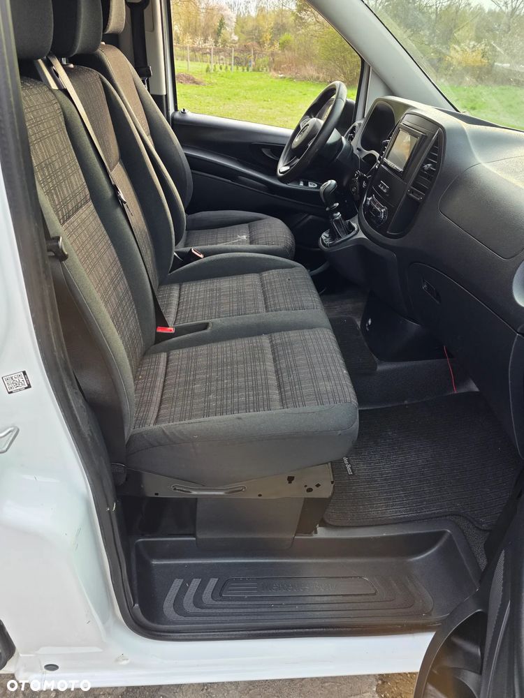 Mercedes-Benz Vito 447 klima Tempomat 145700 km long silnik 2,2 vivaro trafic custom - 20