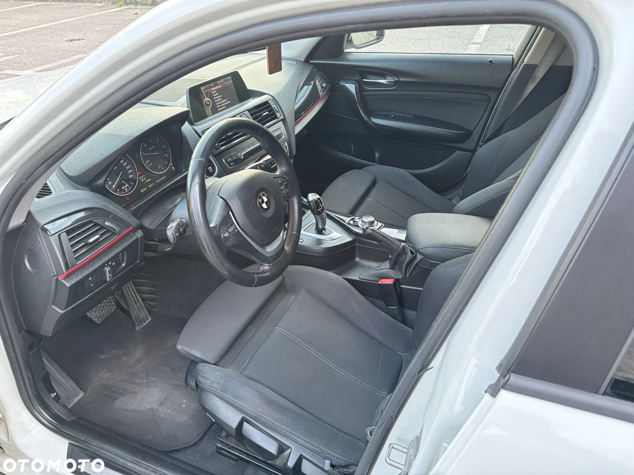 BMW Seria 1 116d Sport Line - 38