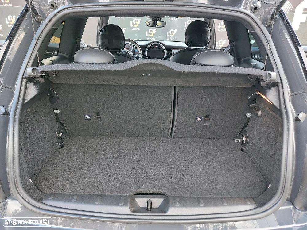 MINI 3 Portas Cooper S Aut. - 57