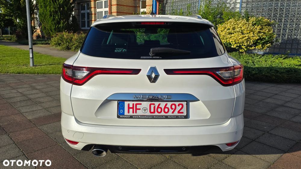 Renault Megane ENERGY TCe 130 EDC BOSE EDITION - 6