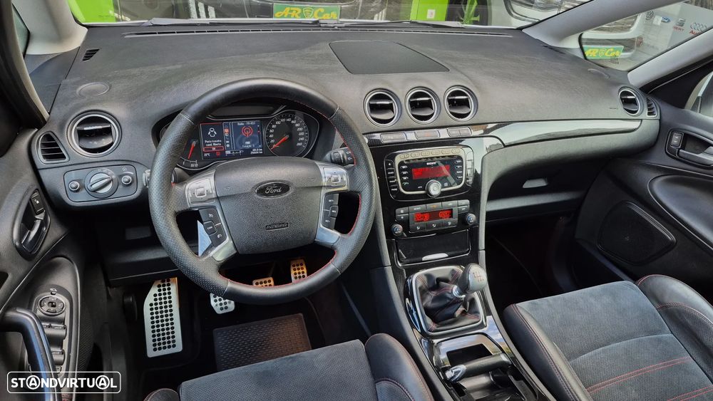 Ford S-Max 2.0 TDCi Titanium 7L - 8