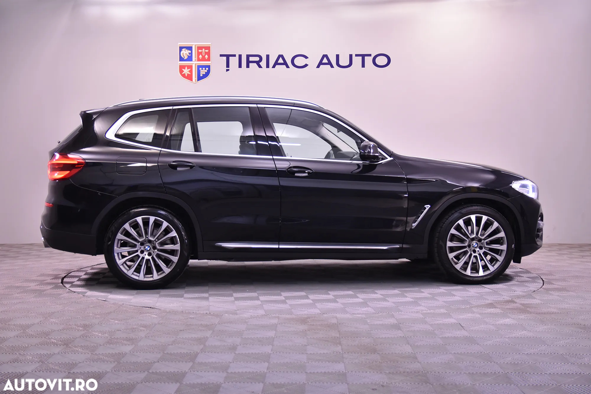 BMW X3 xDrive20d Aut. - 6
