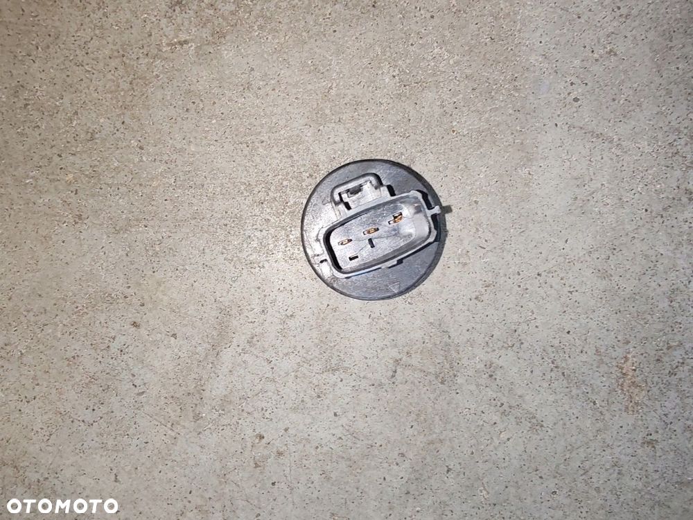 Oprawka żarówki lampy przód 3 piny SUZUKI S-CROSS 13-19 - 4