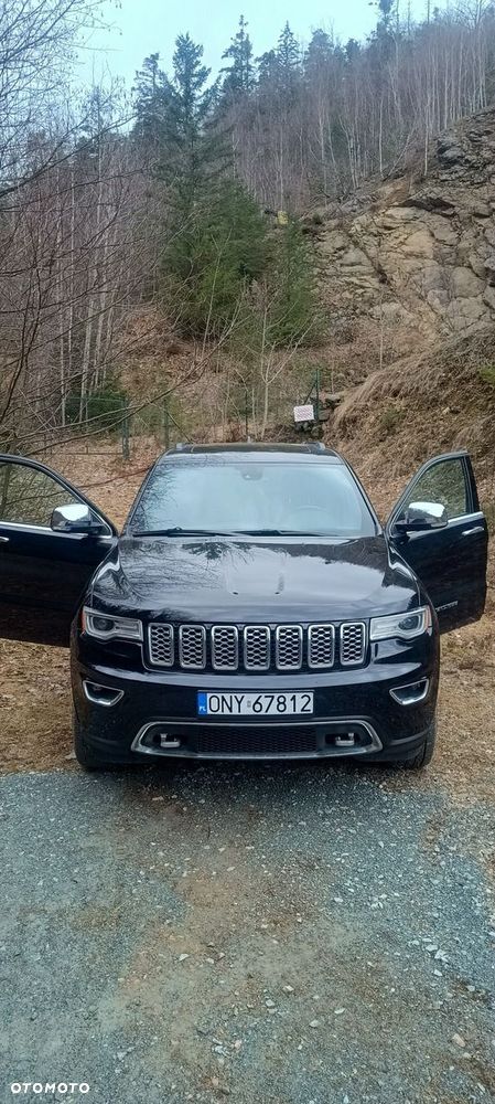 Jeep Grand Cherokee - 33