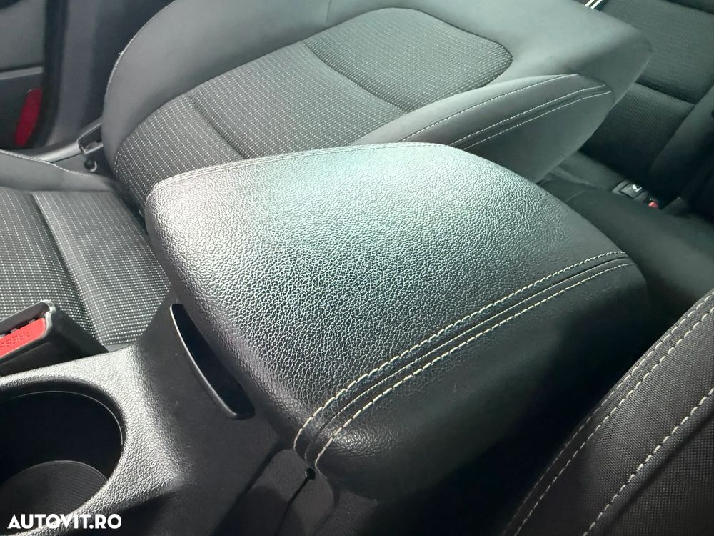 Kia Sportage 1.6 GDI 2WD SPIRIT - 37