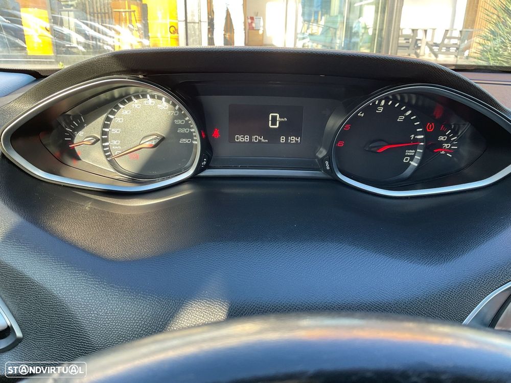 Peugeot 308 SW 1.5 BlueHDi Style - 24