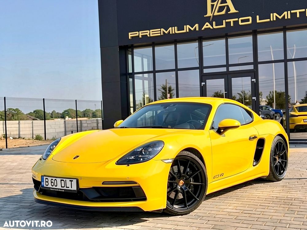 Porsche Cayman 718 GT4 RS - 2