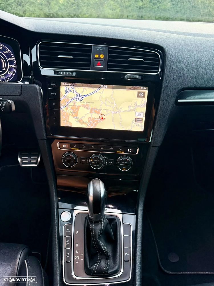 VW Golf R 2.0 TSI OPF 4Motion DSG - 17