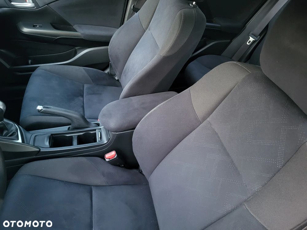 Honda Civic 1.4 Comfort - 14