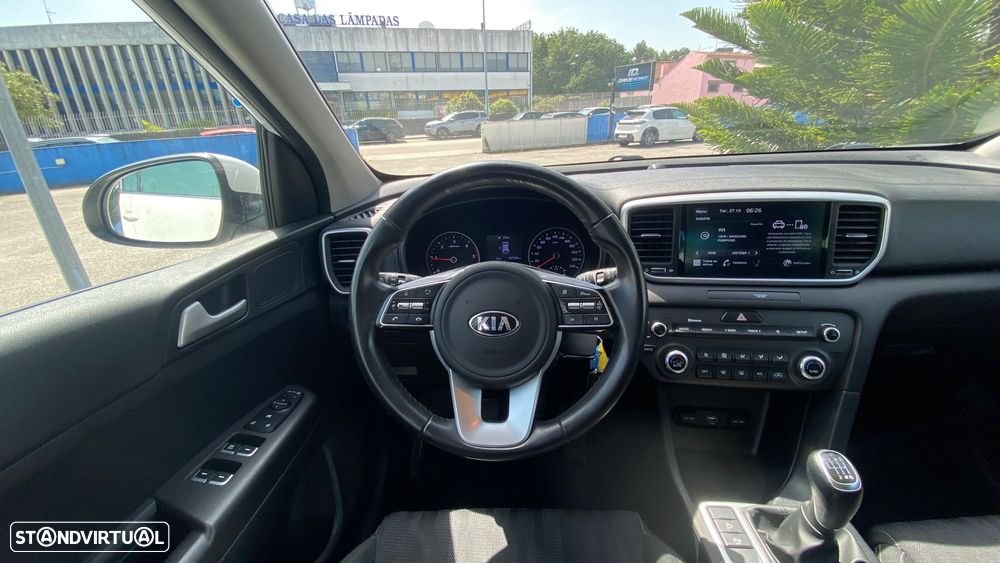 Kia Sportage 1.6 CRDI ISG Urban - 28