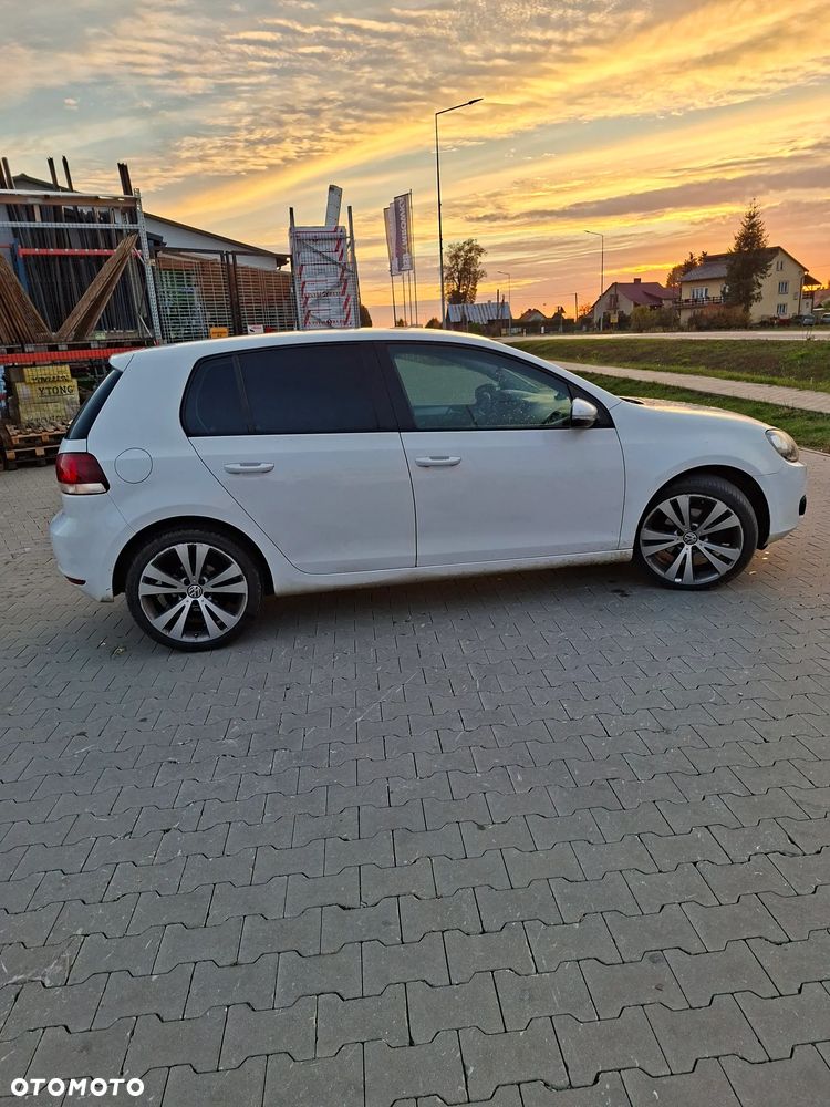 Volkswagen Golf - 3