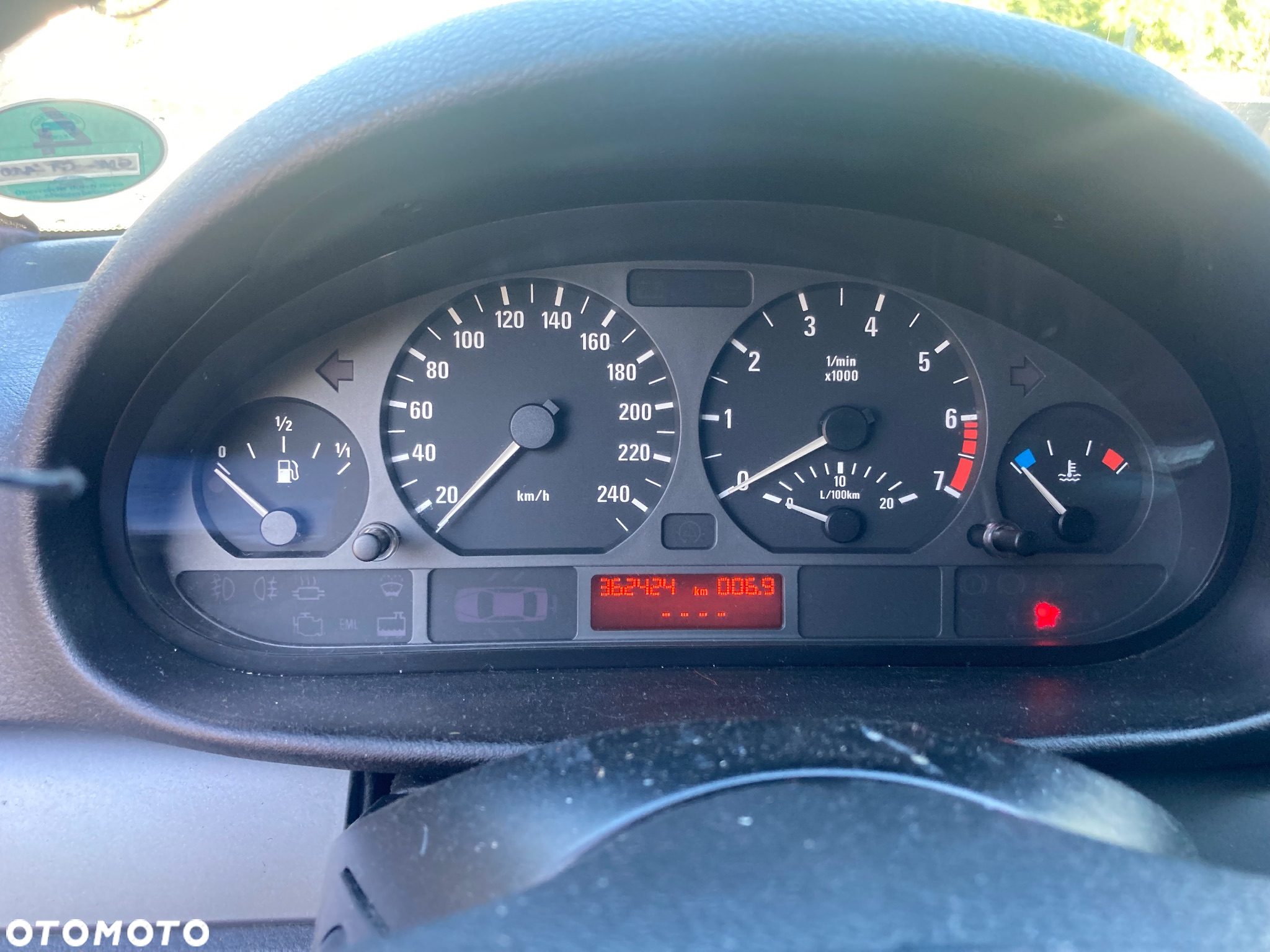 BMW Seria 3 318i - 10