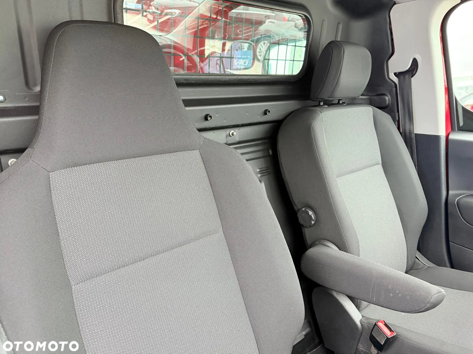 Citroën BERLINGO - 17
