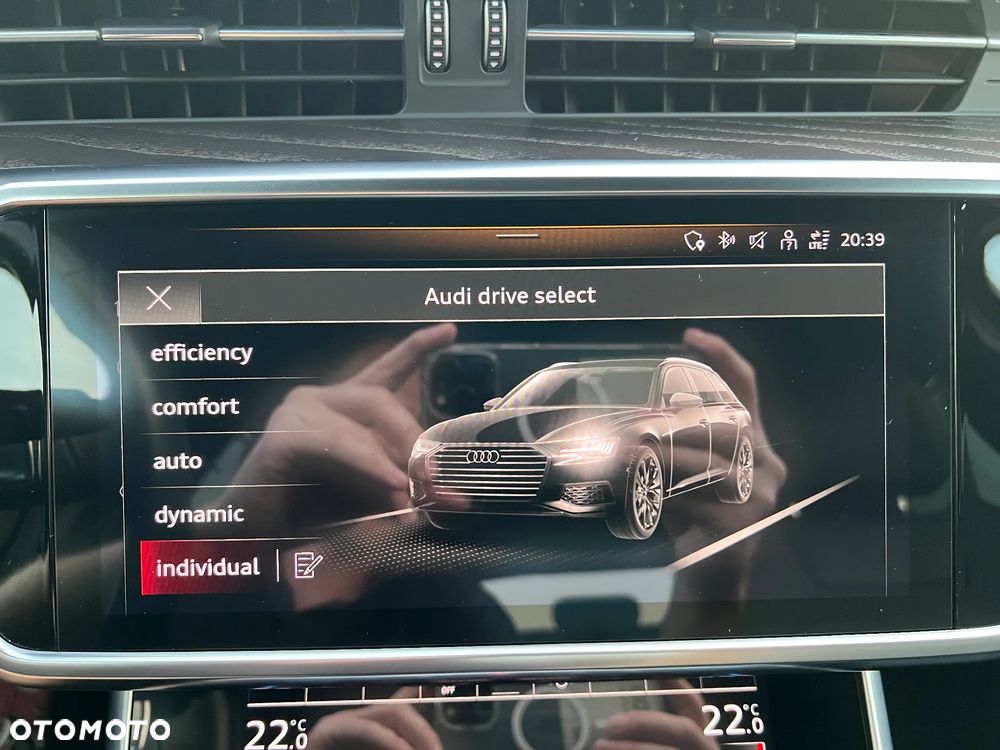 Audi A6 Avant 40 TDI quattro S tronic S line - 30