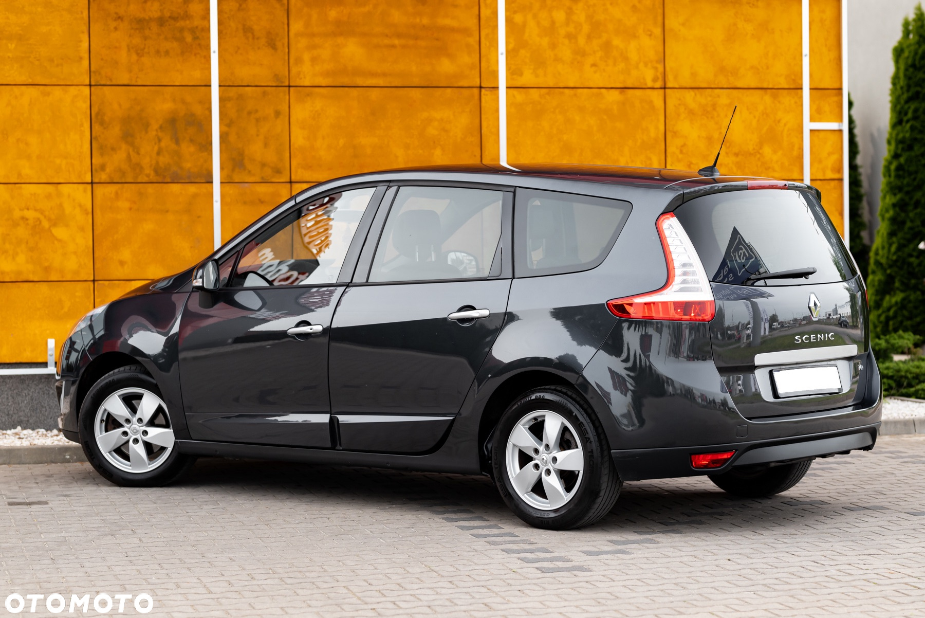 Renault Scenic 1.4 16V TCE Bose Edition - 14