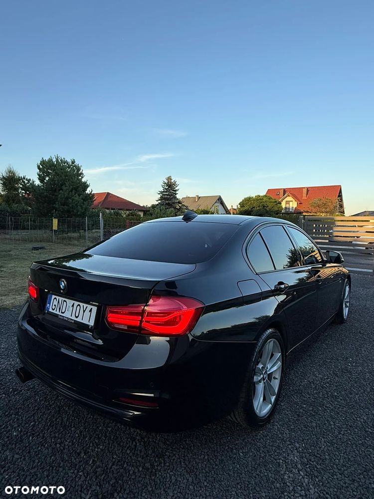 BMW Seria 3 335d xDrive Sport Line - 4