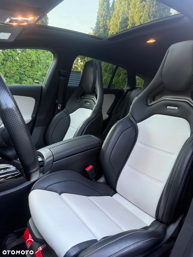 Mercedes-Benz CLA - 16