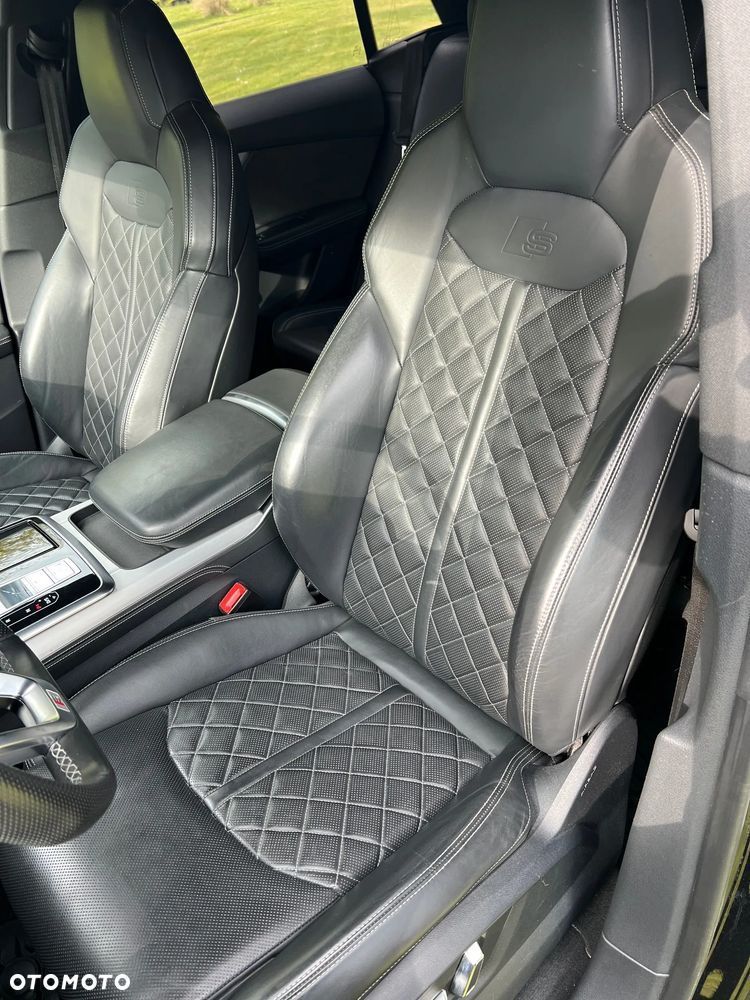 Audi SQ8 - 17