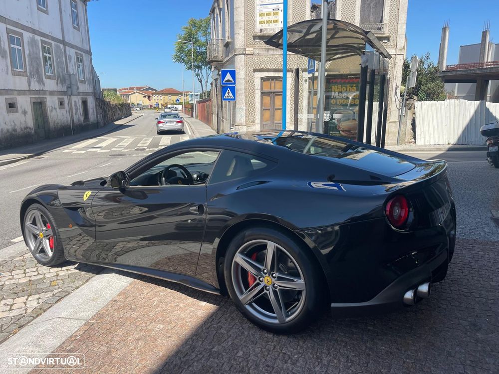 Ferrari F12 Berlinetta Hele - 8