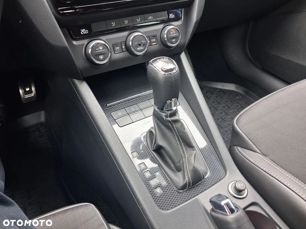 Skoda Octavia 2.0 TDI SCR RS DSG - 26