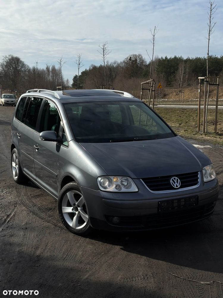 Volkswagen Touran - 3