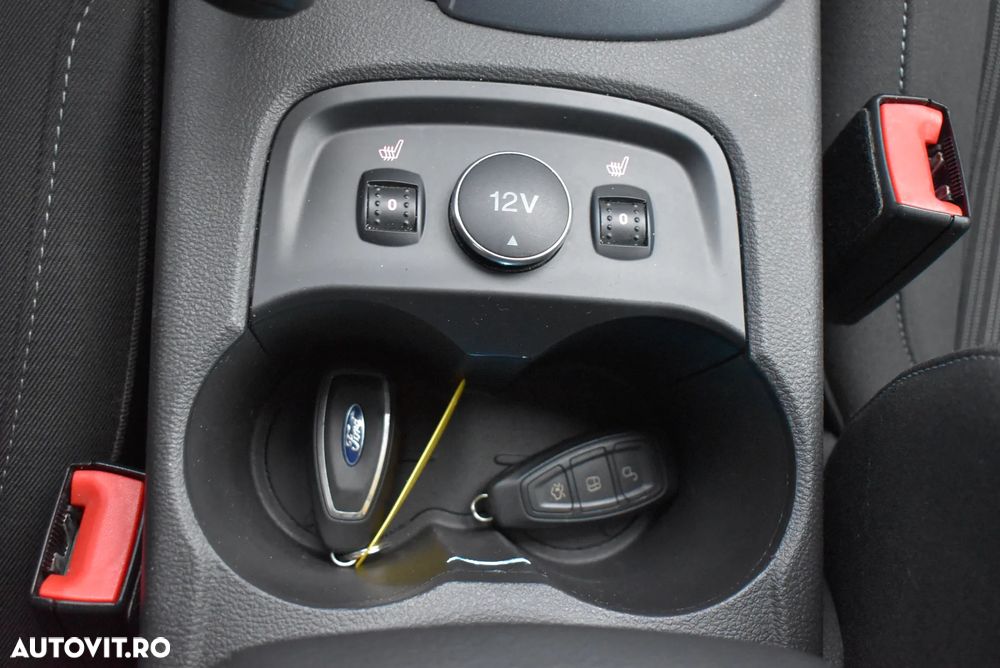 Ford Focus 1.6 TDCI DPF Start-Stopp-System Titanium - 9