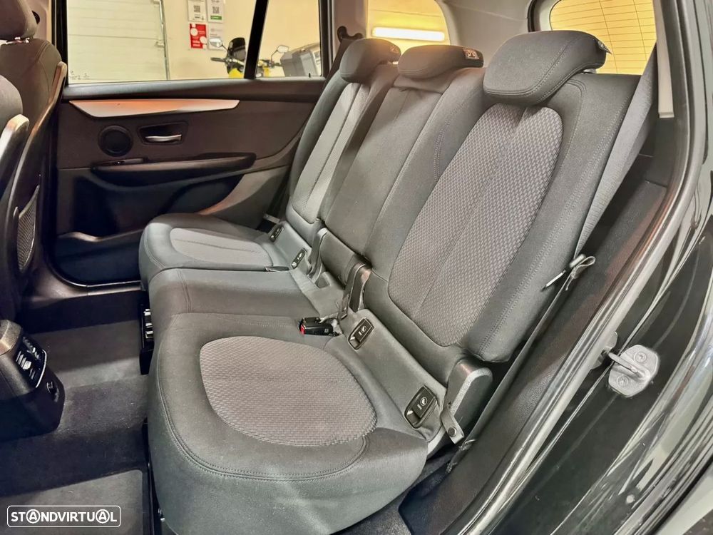 BMW 218 Gran Tourer d Sport Line - 43
