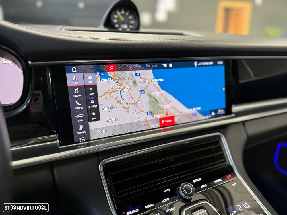 Porsche Panamera 4 E-Hybrid - 37