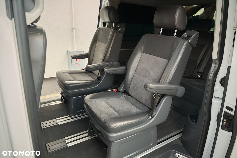 Volkswagen Multivan - 7