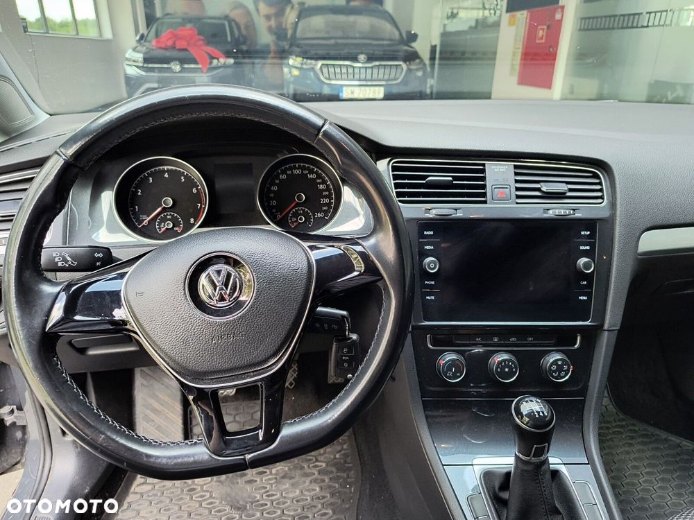 Volkswagen Golf Variant 1.0 TSI BMT Trendline - 11