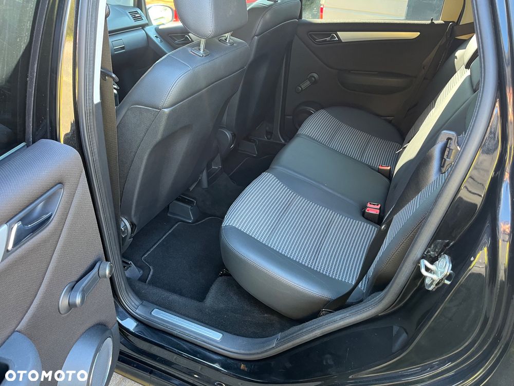 Mercedes-Benz Klasa A 170 BlueEFFICIENCY Avantgarde - 13