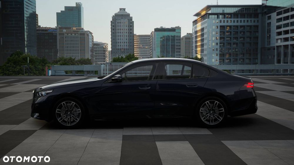 BMW Seria 5 520i mHEV - 3