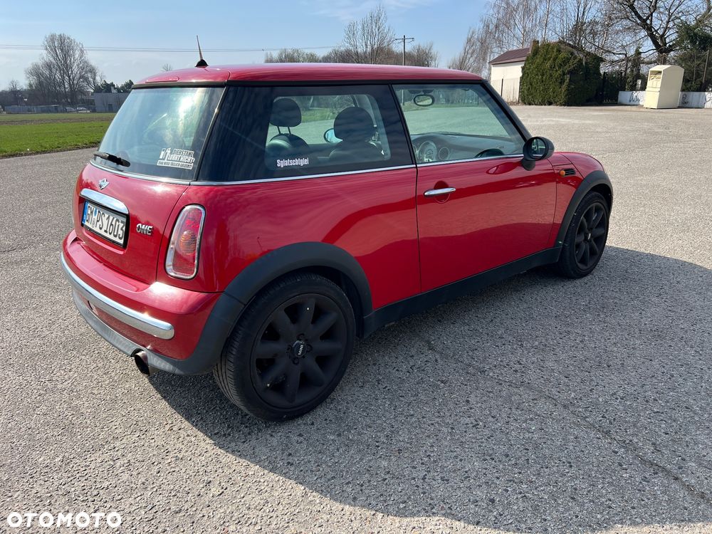 MINI ONE Standard - 16