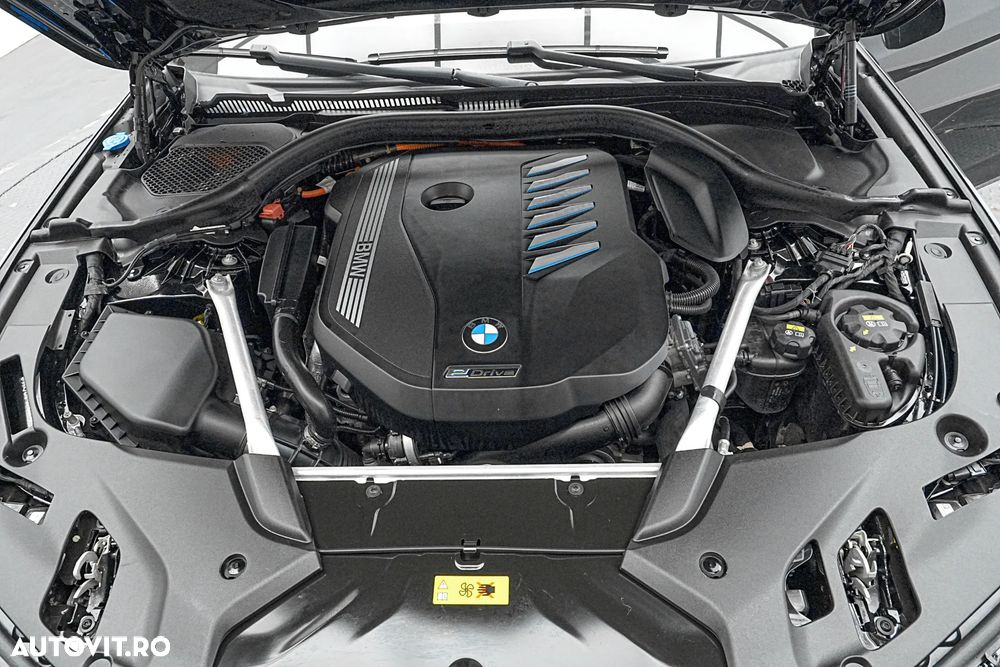 BMW Seria 5 545e xDrive Aut. M Sport Edition - 28