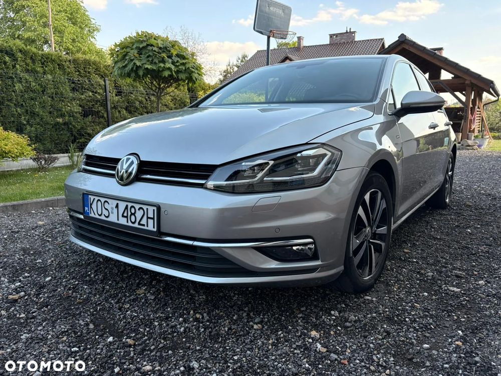 Volkswagen Golf - 2