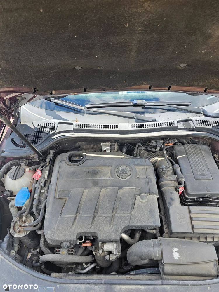 Skoda Superb 2.0 TDI Elegance DSG - 18
