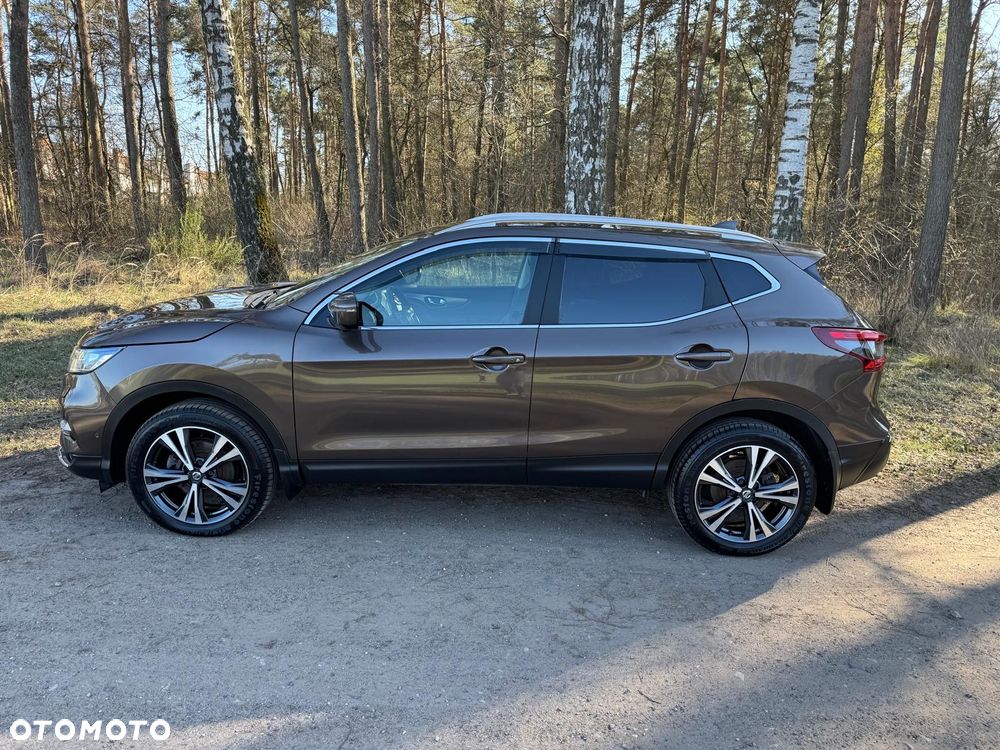 Nissan Qashqai 1.5 dCi N-Connecta - 6