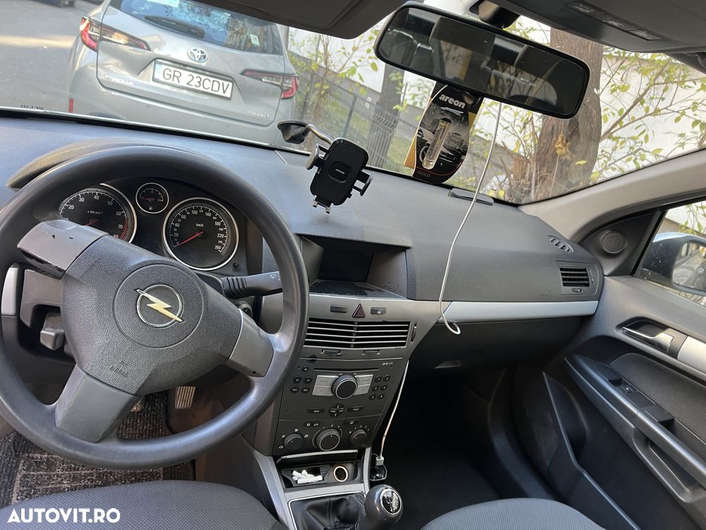 Opel Astra - 8