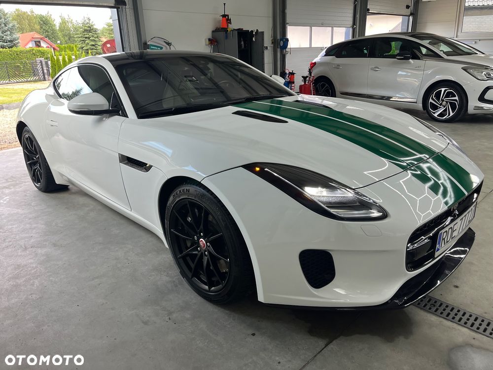 Jaguar F-Type - 4