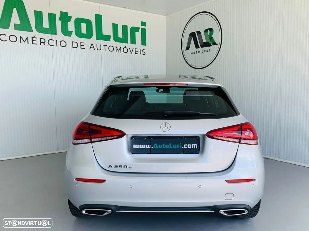 Mercedes-Benz A 250 e 8G-DCT Progressive Advanced - 4