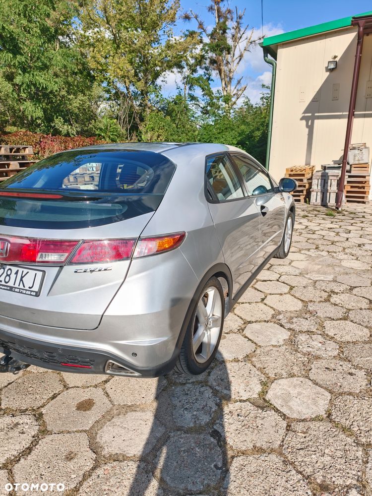 Honda Civic 1.8 Comfort - 19