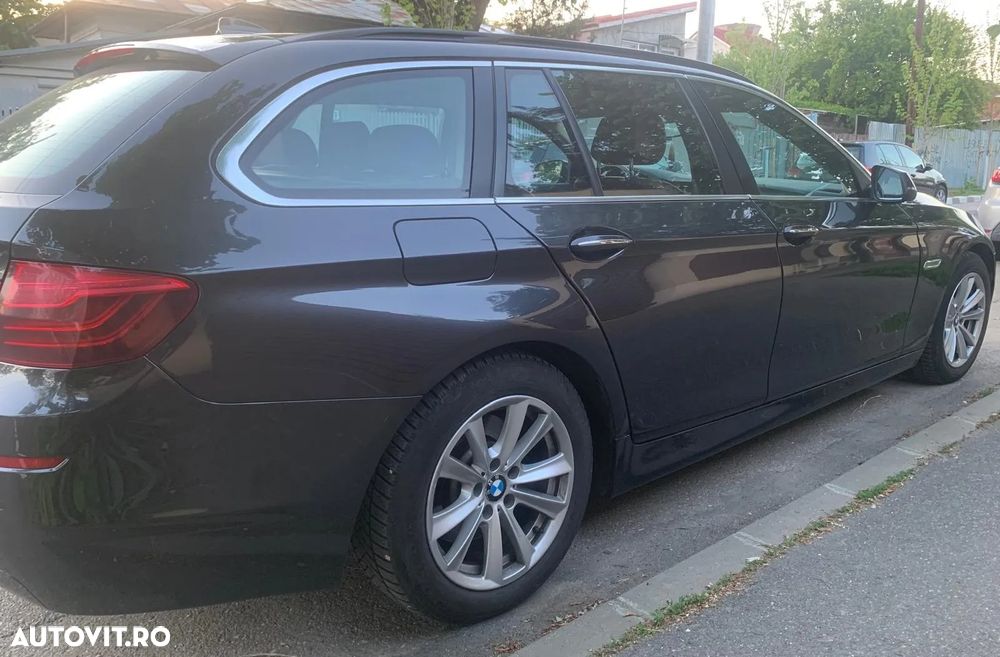 BMW Seria 5 520d xDrive Aut. - 4