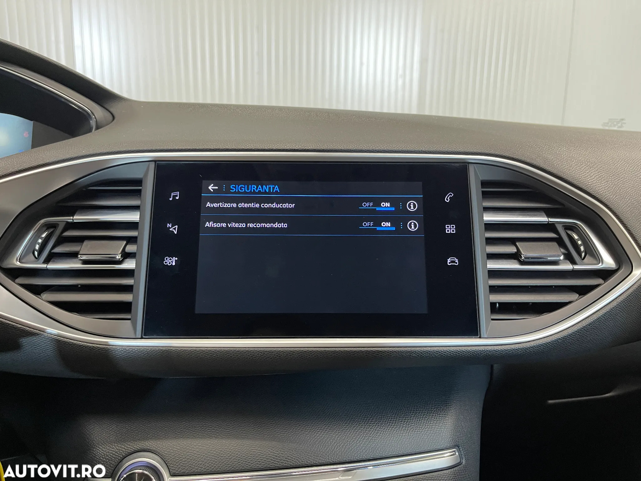 Peugeot 308 SW BlueHDi 130 EAT8 Stop & Start Active Business-Paket - 19