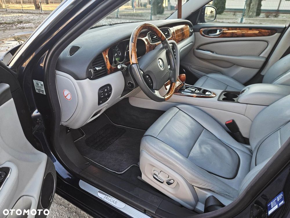 Jaguar XJ XJ8 4.2 - 22