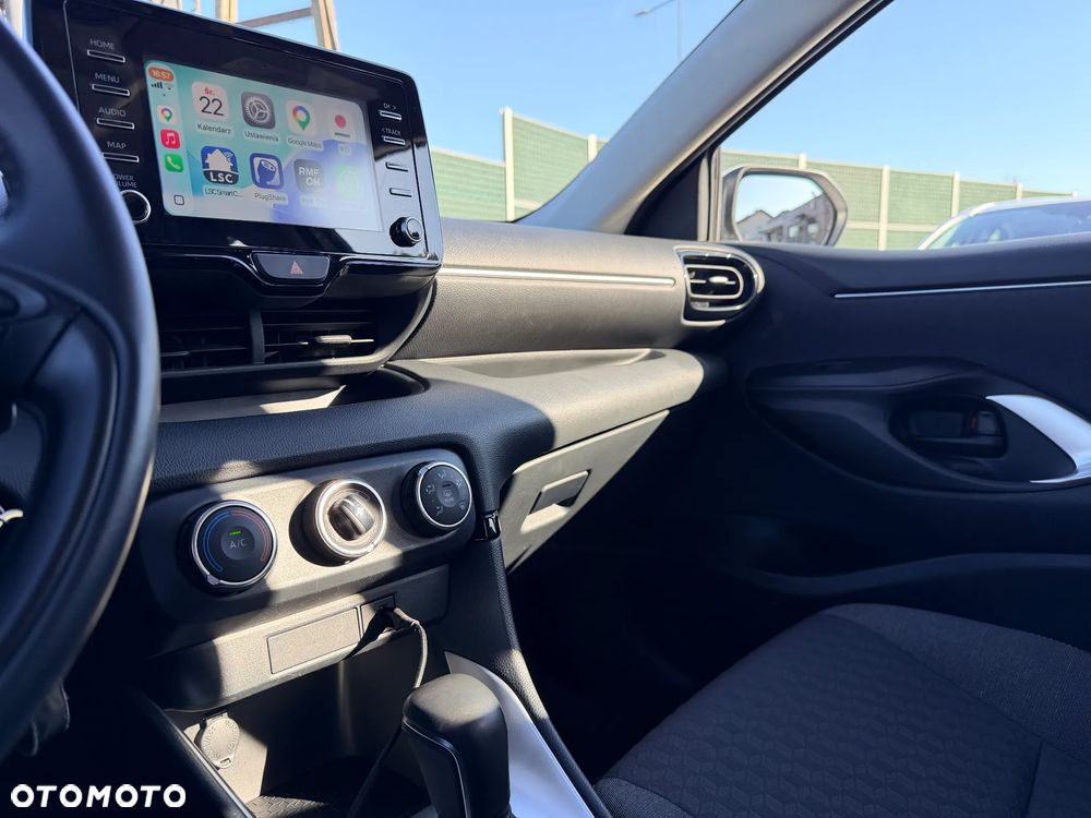 Toyota Yaris 1.5 Comfort CVT - 23